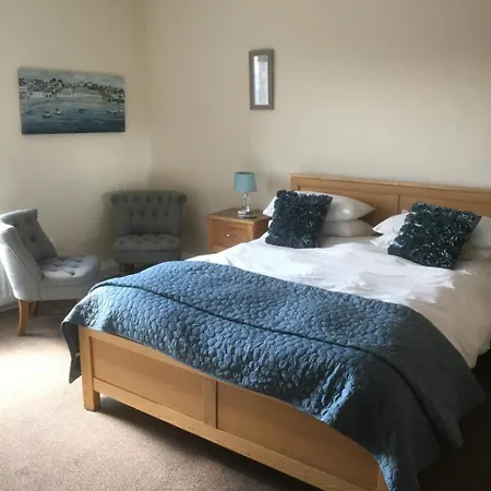 The Roses Leyburn